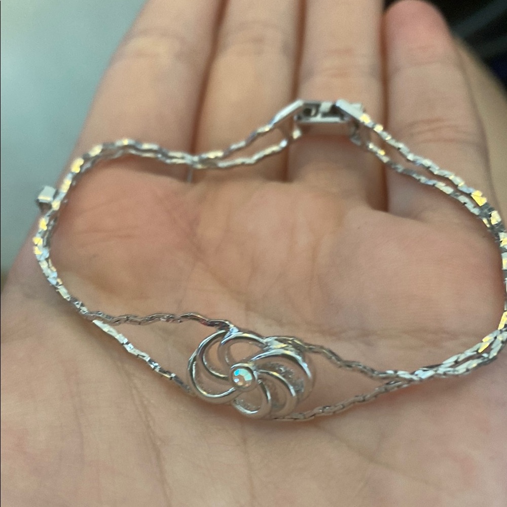 Sparkly Silver Flower Bracelet